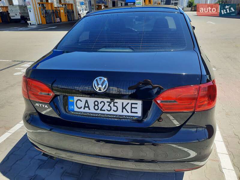 Седан Volkswagen Jetta 2013 в Черкасах