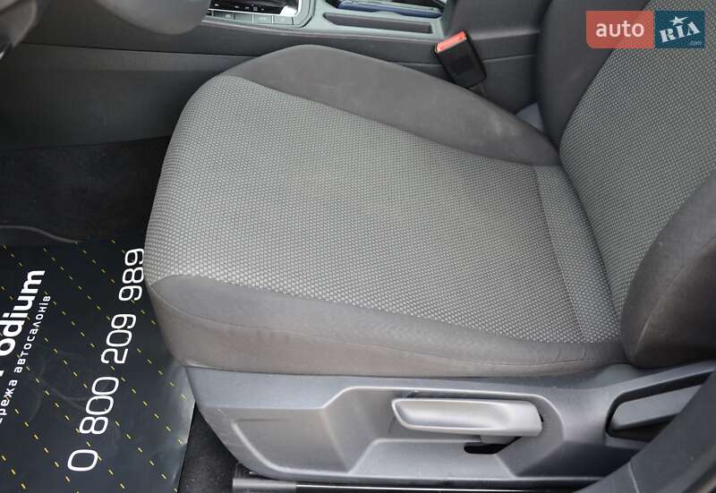 Седан Volkswagen Jetta 2018 в Киеве