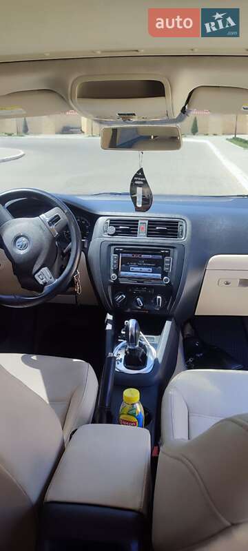 Седан Volkswagen Jetta 2011 в Ізмаїлі