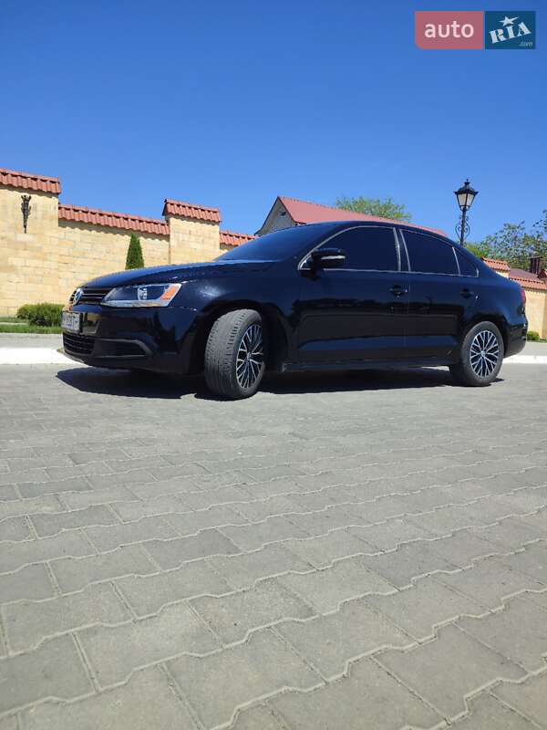 Седан Volkswagen Jetta 2011 в Ізмаїлі