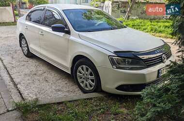 Седан Volkswagen Jetta 2013 в Івано-Франківську