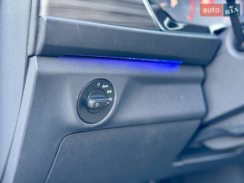 Седан Volkswagen Jetta 2018 в Києві