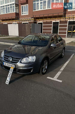 Седан Volkswagen Jetta 2007 в 