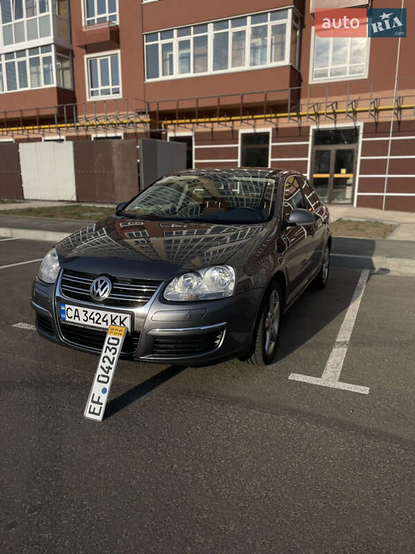 Седан Volkswagen Jetta 2007 в Умані