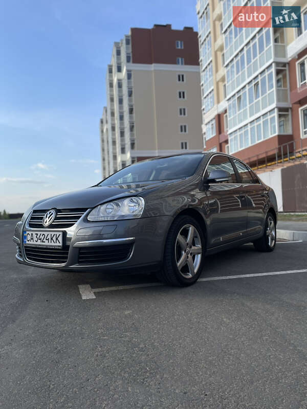 Седан Volkswagen Jetta 2007 в Умані