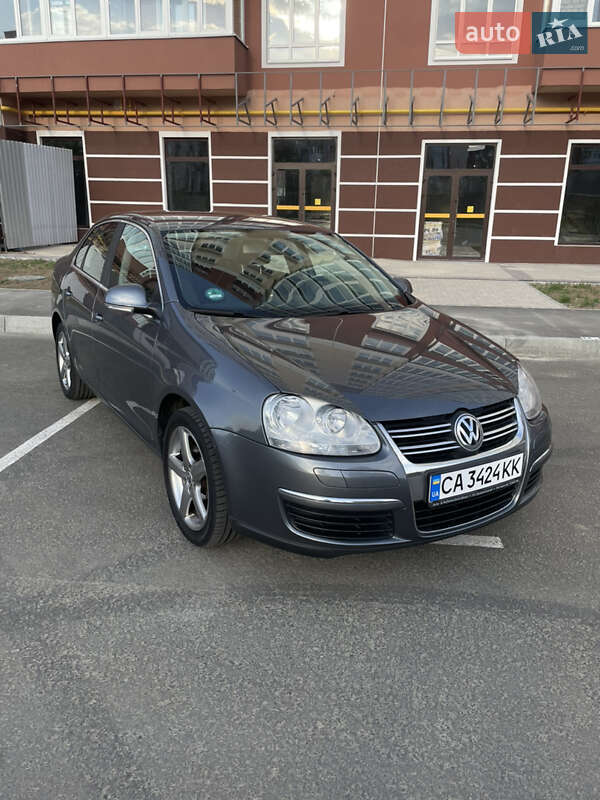 Седан Volkswagen Jetta 2007 в Умані
