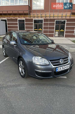 Седан Volkswagen Jetta 2007 в 