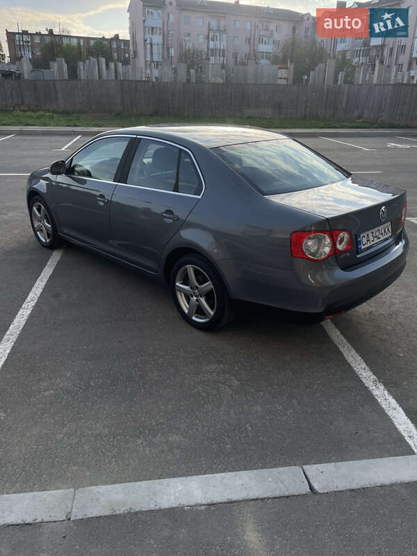 Седан Volkswagen Jetta 2007 в Умані