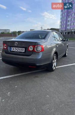 Седан Volkswagen Jetta 2007 в 