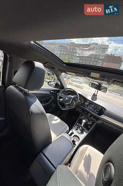Седан Volkswagen Jetta 2018 в 