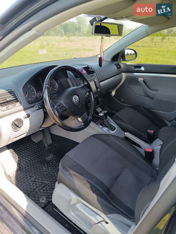 Седан Volkswagen Jetta 2008 в Миргороді