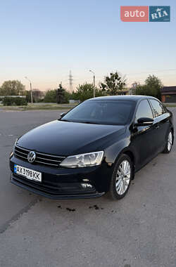 Седан Volkswagen Jetta 2014 в 