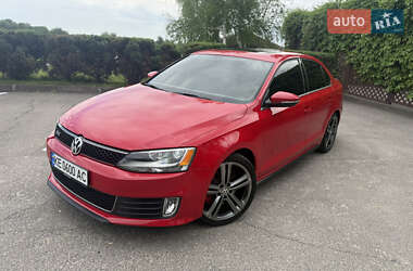 Седан Volkswagen Jetta 2014 в 