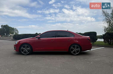 Седан Volkswagen Jetta 2014 в 