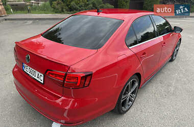 Седан Volkswagen Jetta 2014 в 
