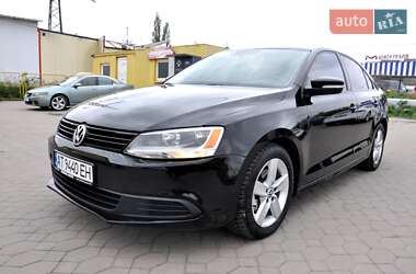 Седан Volkswagen Jetta 2012 в 