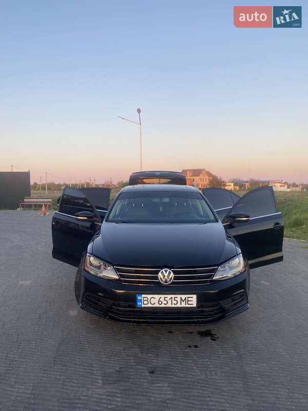 Седан Volkswagen Jetta 2016 в Буську