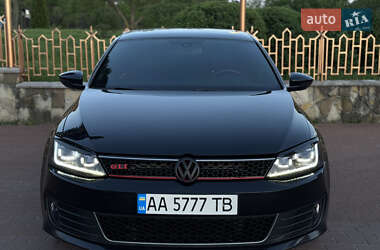 Седан Volkswagen Jetta 2014 в 