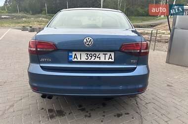 Седан Volkswagen Jetta 2016 в 