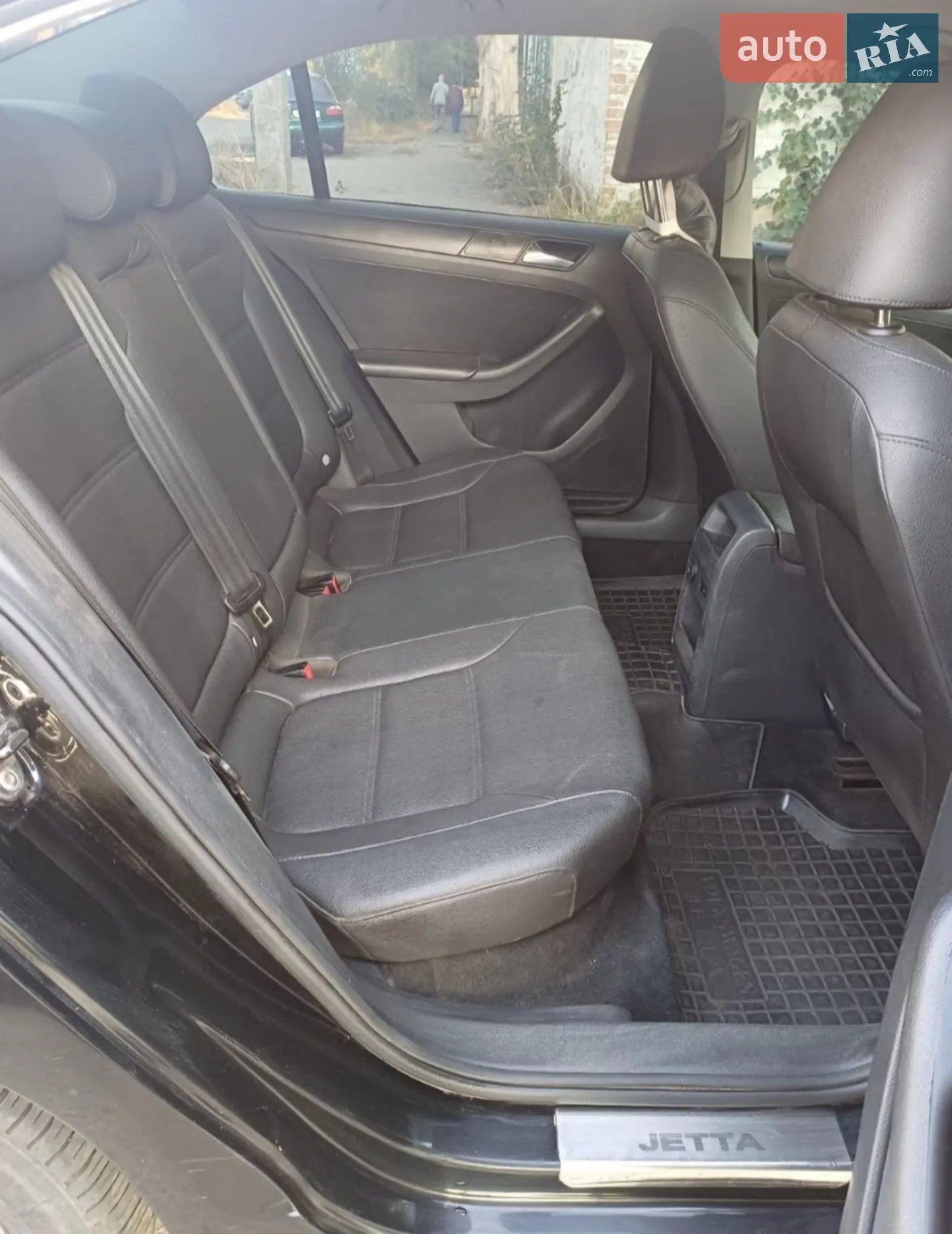2010 Volkswagen Jetta - мініатюра 2