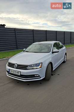 Седан Volkswagen Jetta 2017 в Черкасах