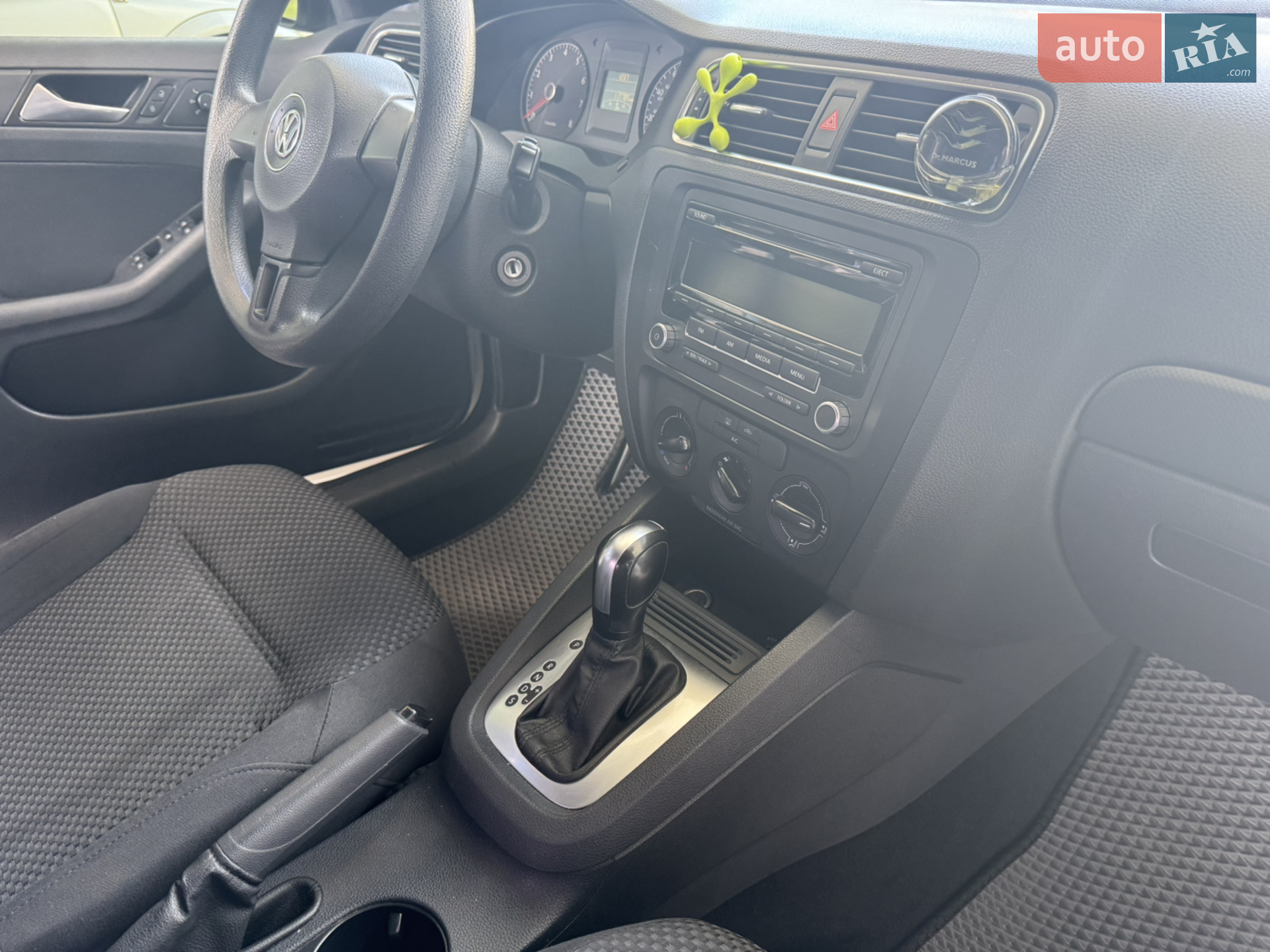 2013 Volkswagen Jetta - мініатюра 16