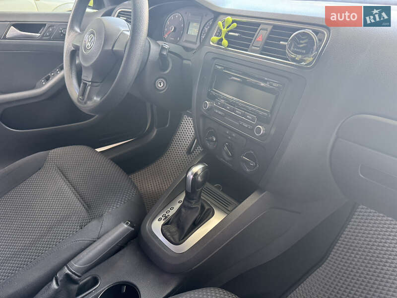Седан Volkswagen Jetta 2013 в Одессе фото 16 Седан Volkswagen Jetta 2013 в Одессе