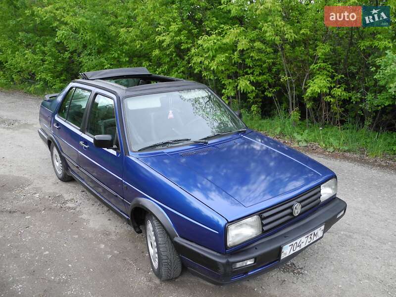 Седан Volkswagen Jetta 1989 в Косове