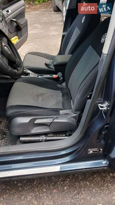Седан Volkswagen Jetta 2006 в Сумах