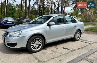 Седан Volkswagen Jetta 2008 в 