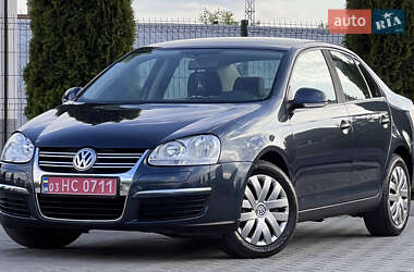 Седан Volkswagen Jetta 2006 в 
