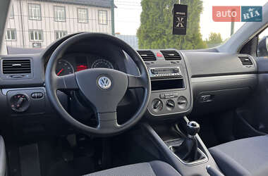 Седан Volkswagen Jetta 2006 в 
