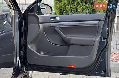 Седан Volkswagen Jetta 2006 в 