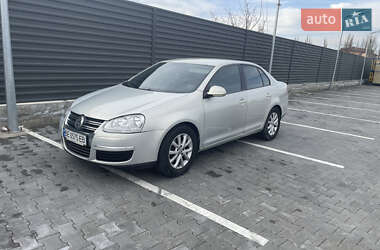 Седан Volkswagen Jetta 2010 в Николаеве