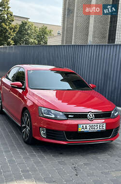 Седан Volkswagen Jetta 2013 в Киеве