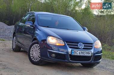 Седан Volkswagen Jetta 2008 в Старом Самборе