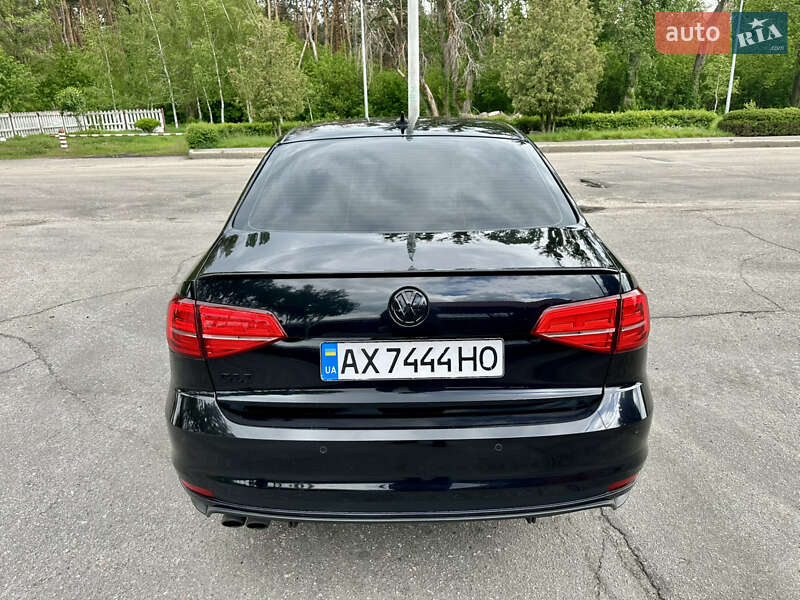 Седан Volkswagen Jetta 2017 в Харькове
