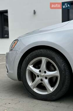 Седан Volkswagen Jetta 2014 в 