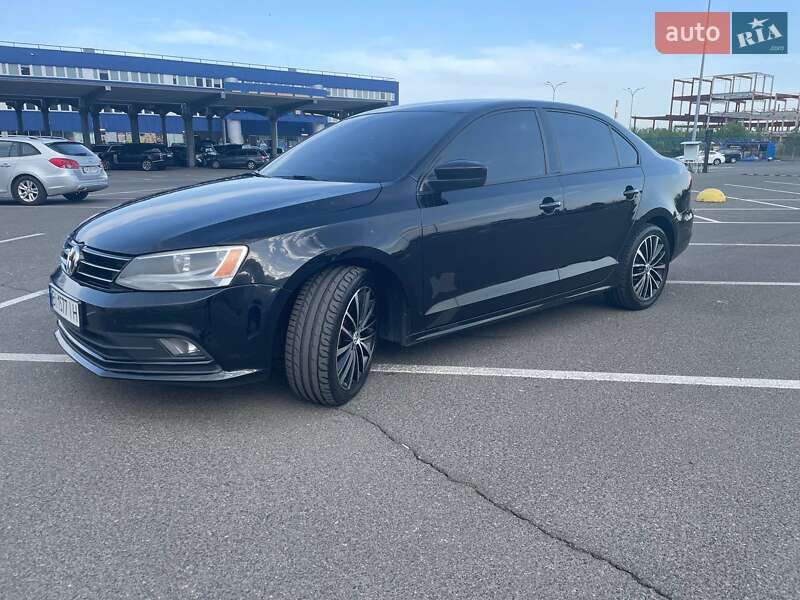 Седан Volkswagen Jetta 2016 в Києві