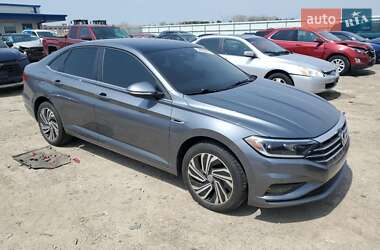 Седан Volkswagen Jetta 2021 в 