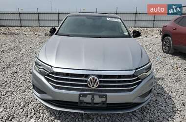 Седан Volkswagen Jetta 2020 в 