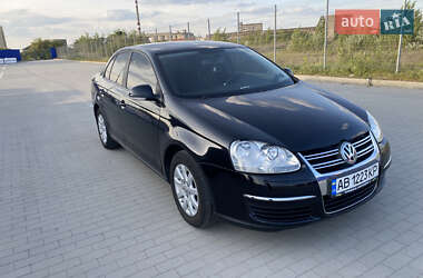 Седан Volkswagen Jetta 2006 в Вінниці