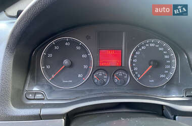 Седан Volkswagen Jetta 2006 в 