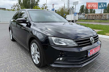 Седан Volkswagen Jetta 2015 в Одессе