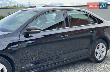 Седан Volkswagen Jetta 2015 в 