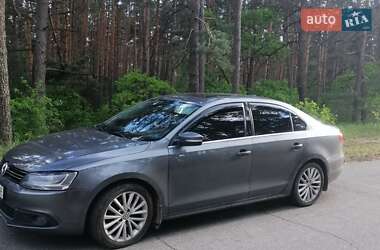 Седан Volkswagen Jetta 2012 в Полтаве