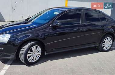 Седан Volkswagen Jetta 2008 в Старокостянтинові