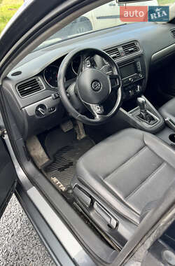 Седан Volkswagen Jetta 2015 в 