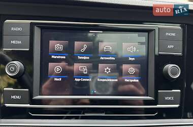 Седан Volkswagen Jetta 2019 в 