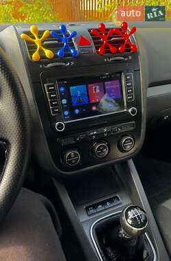 Седан Volkswagen Jetta 2009 в 